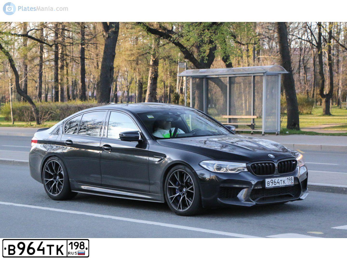 Фото автомобиля BMW M5, 2019 — госномер М055КА198
