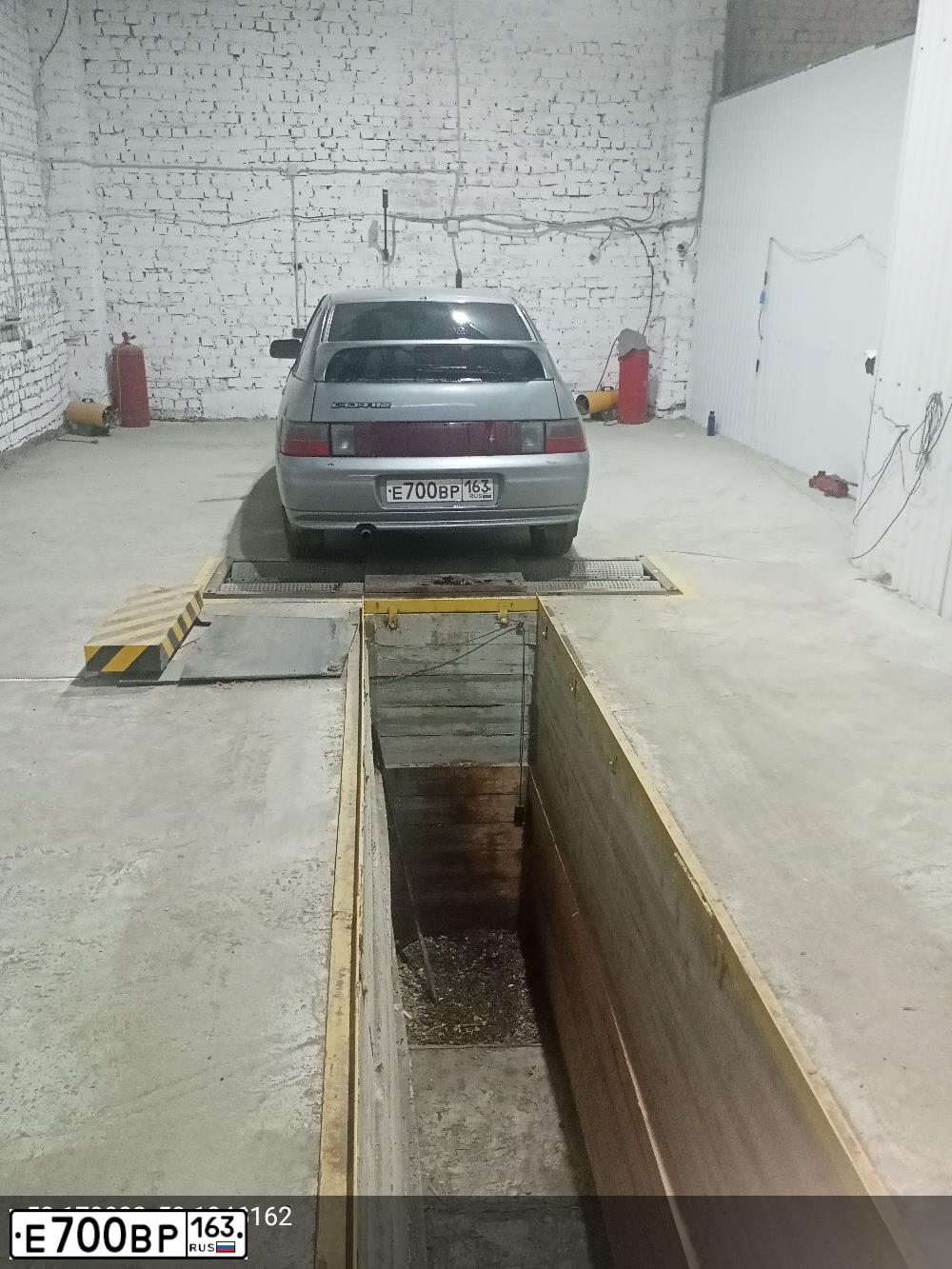 Фото автомобиля LADA 2115 SAMARA, 2001 — госномер К293КХ82. Цвет: СЕРЕБРИСТО-ЗЕЛЕНЫЙ