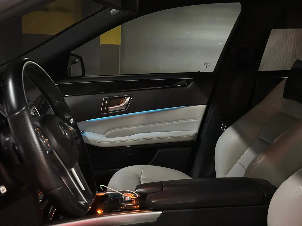 Фото автомобиля MERCEDES S-KLASSE, 2008 — госномер О662МО977. Цвет: ЧЕРНЫЙ