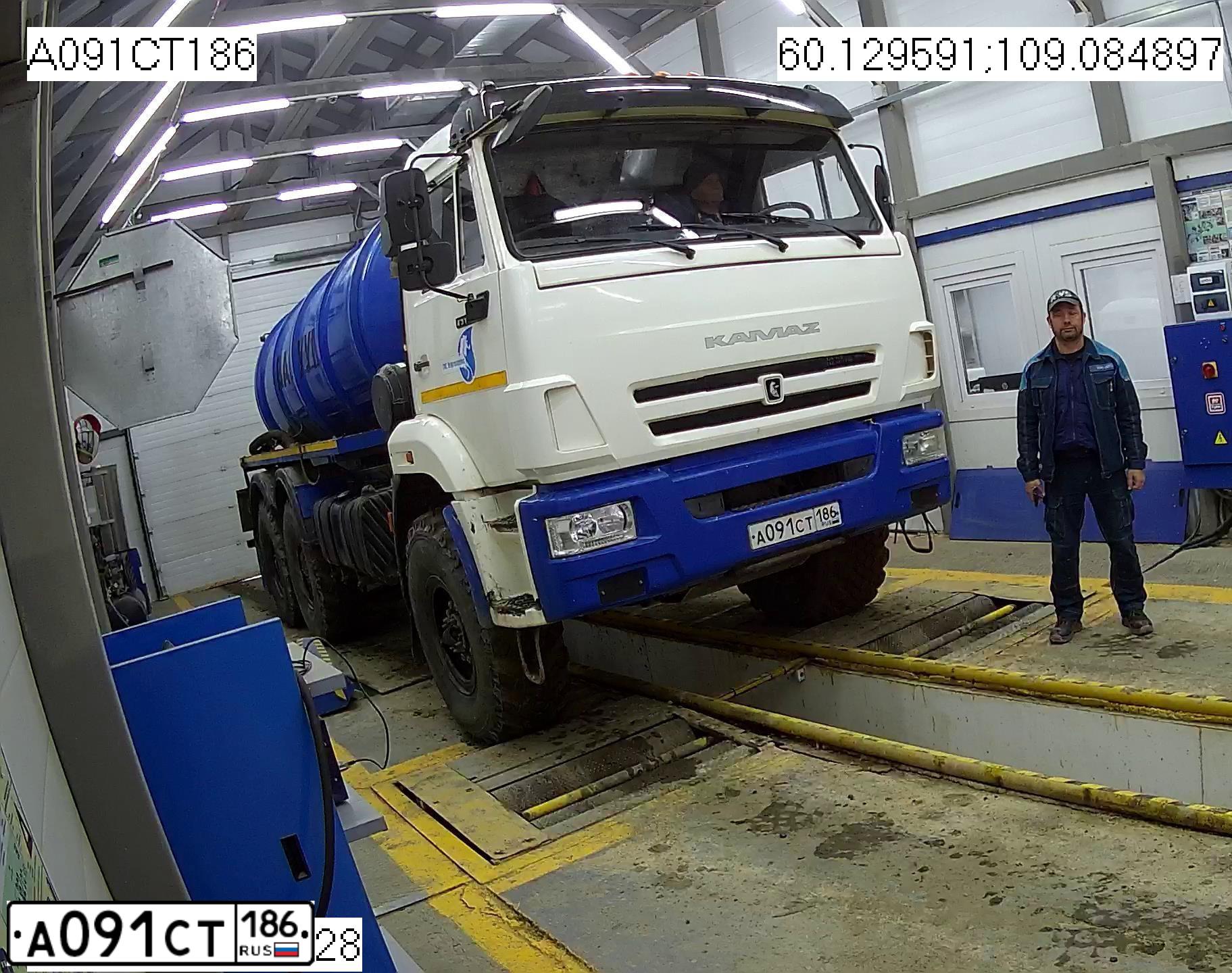 Фото автомобиля KAMAZ 43118 /6X6/, 2018 — госномер А091СТ186. Цвет: БЕЛЫЙ