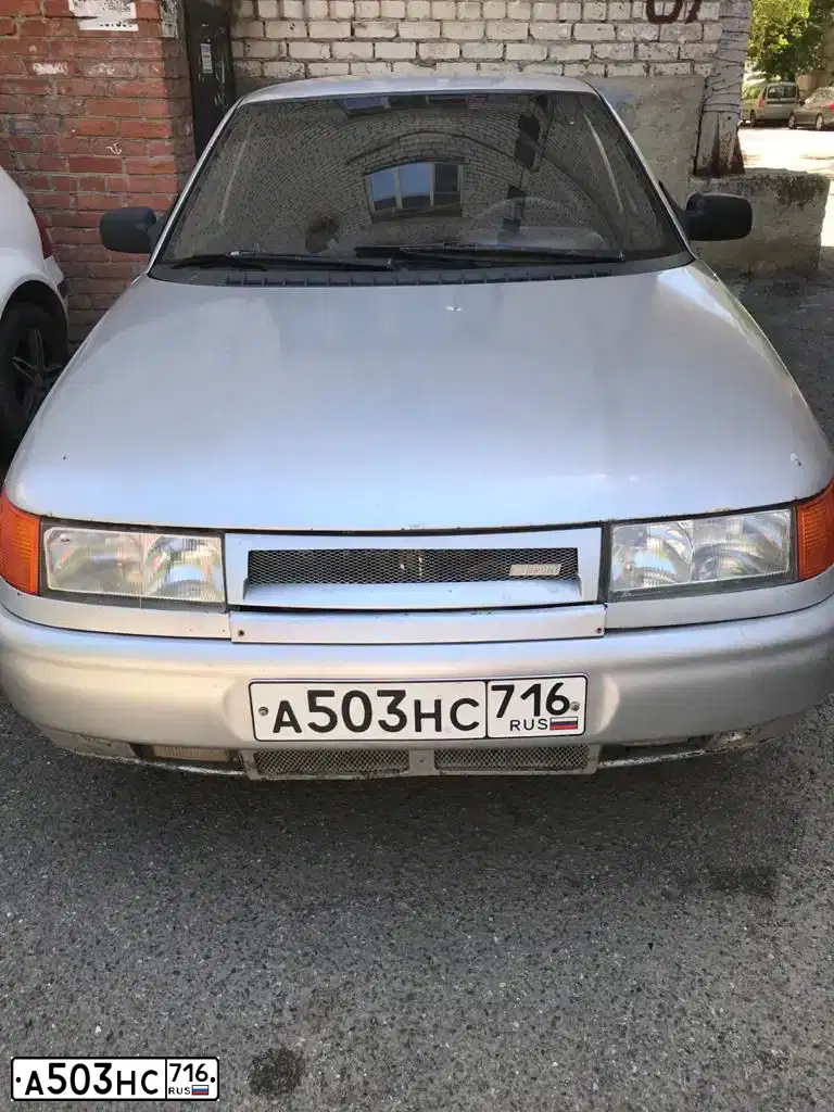 Фото автомобиля LADA 2110 LADA, 2002 — госномер К338АУ126. Цвет: СВЕТЛО-СЕРЕБРИСТЫЙ МЕТАЛЛ