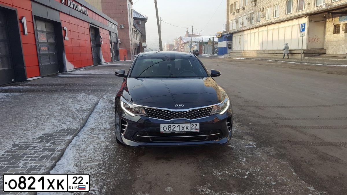 Фото автомобиля KIA OPTIMA, 2017 — госномер К660СС702. Цвет: синий