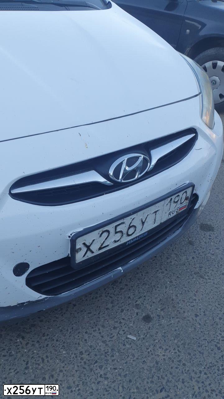 Фото автомобиля HYUNDAI SOLARIS, 2012 — госномер Т579УМ69. Цвет: БЕЛЫЙ