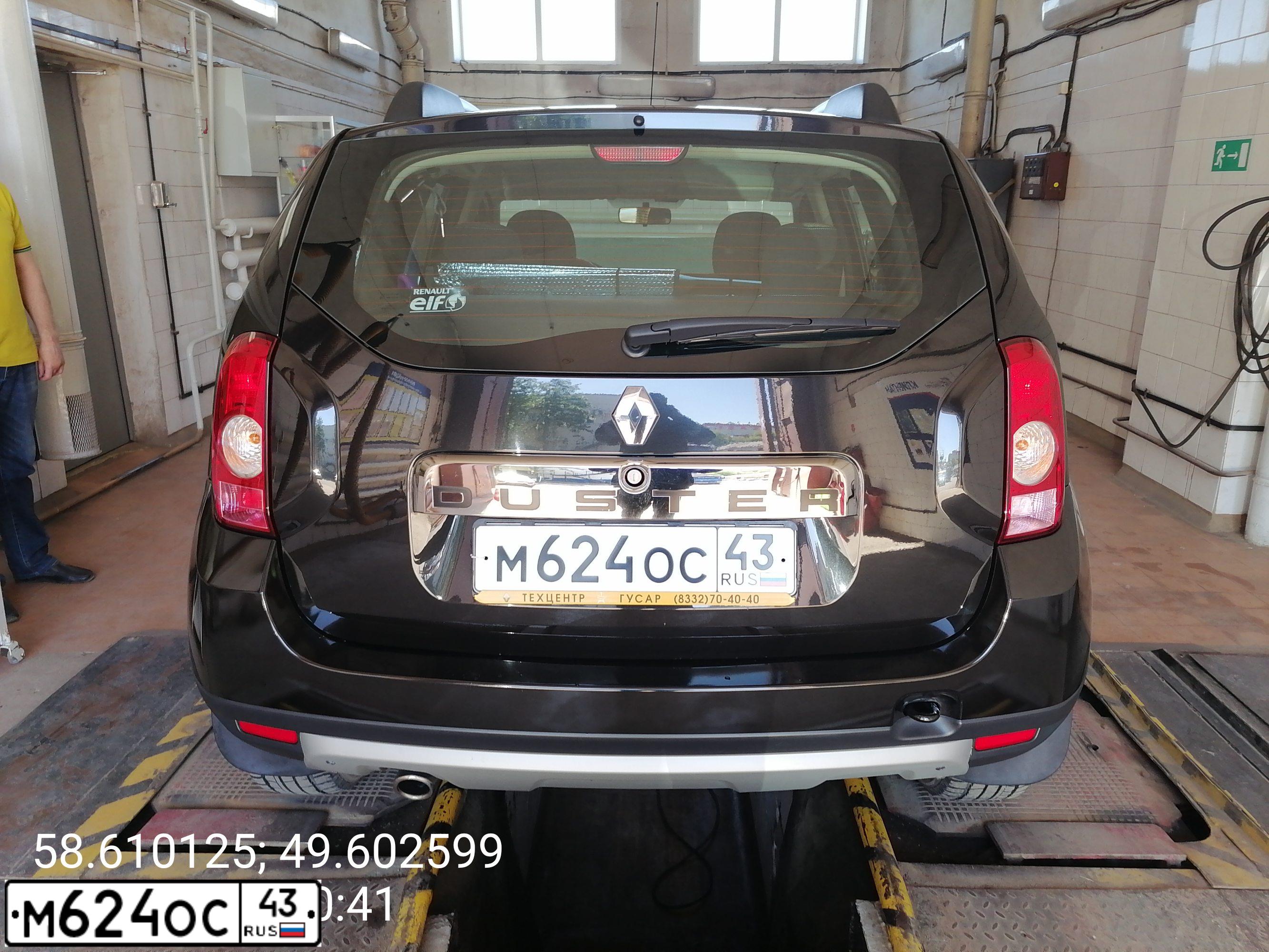 Фото автомобиля RENAULT DUSTER, 2014 — госномер М624ОС43. Цвет: ЧЕРНЫЙ