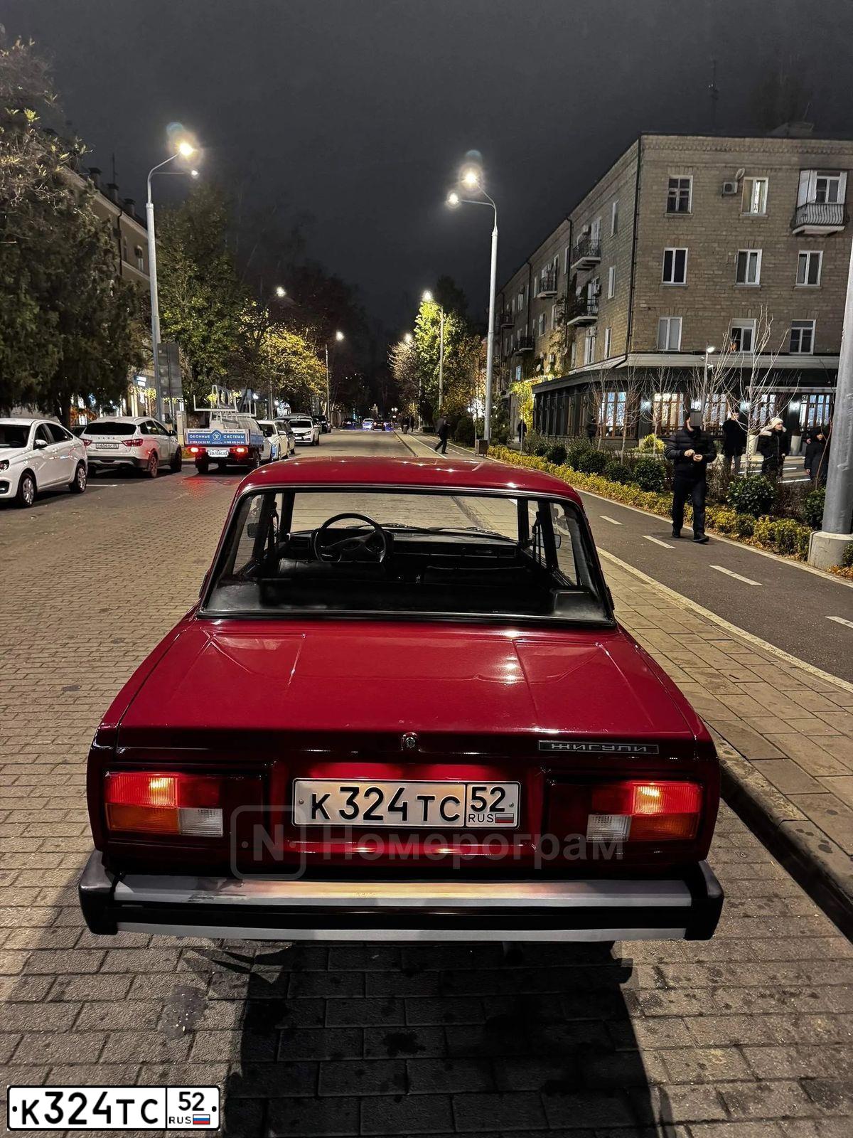 Фото автомобиля LADA 2105, 2000 — госномер У949МК05. Цвет: Красный