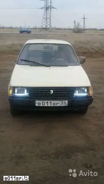 Фото автомобиля ZAZ -1102 TAVRIA, 1994 — госномер В011ВР34. Цвет: БЕЖЕВЫЙ