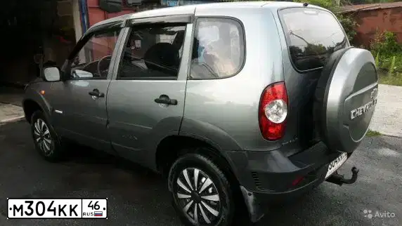 Фото автомобиля CHEVROLET NIVA, 2011 — госномер О715ОХ71. Цвет: ТЕМНО-СЕРЫЙ МЕТАЛЛИК