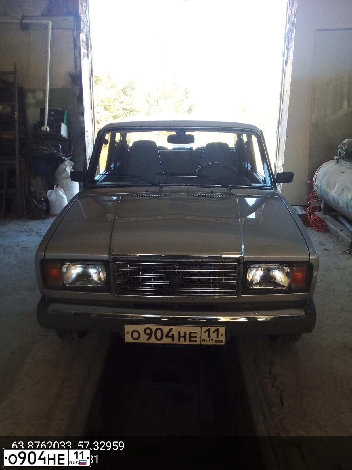 Фото автомобиля LADA 2107, 2012 — госномер Р221ХС11. Цвет: Серебристый