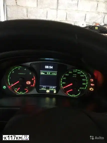 Фото автомобиля LADA 2172 PRIORA, 2013 — госномер К117КМ77. Цвет: сине-зеленый
