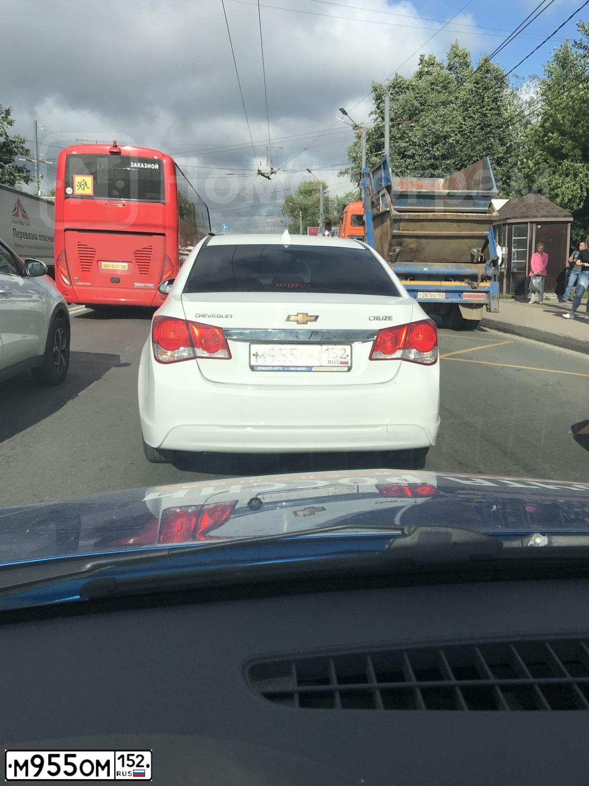 Фото автомобиля CHEVROLET CRUZE, 2013 — госномер О004ВХ152. Цвет: Белый