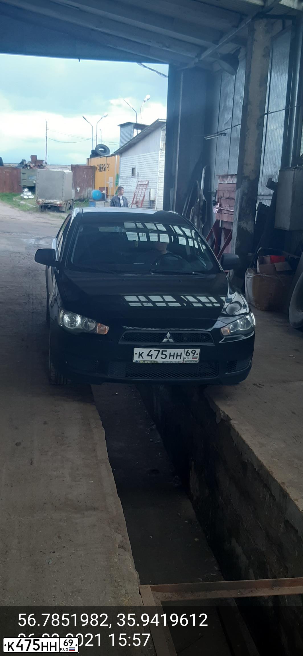 Фото автомобиля MITSUBISHI LANCER, 2008 — госномер К475НН69. Цвет: ЧЕРНЫЙ