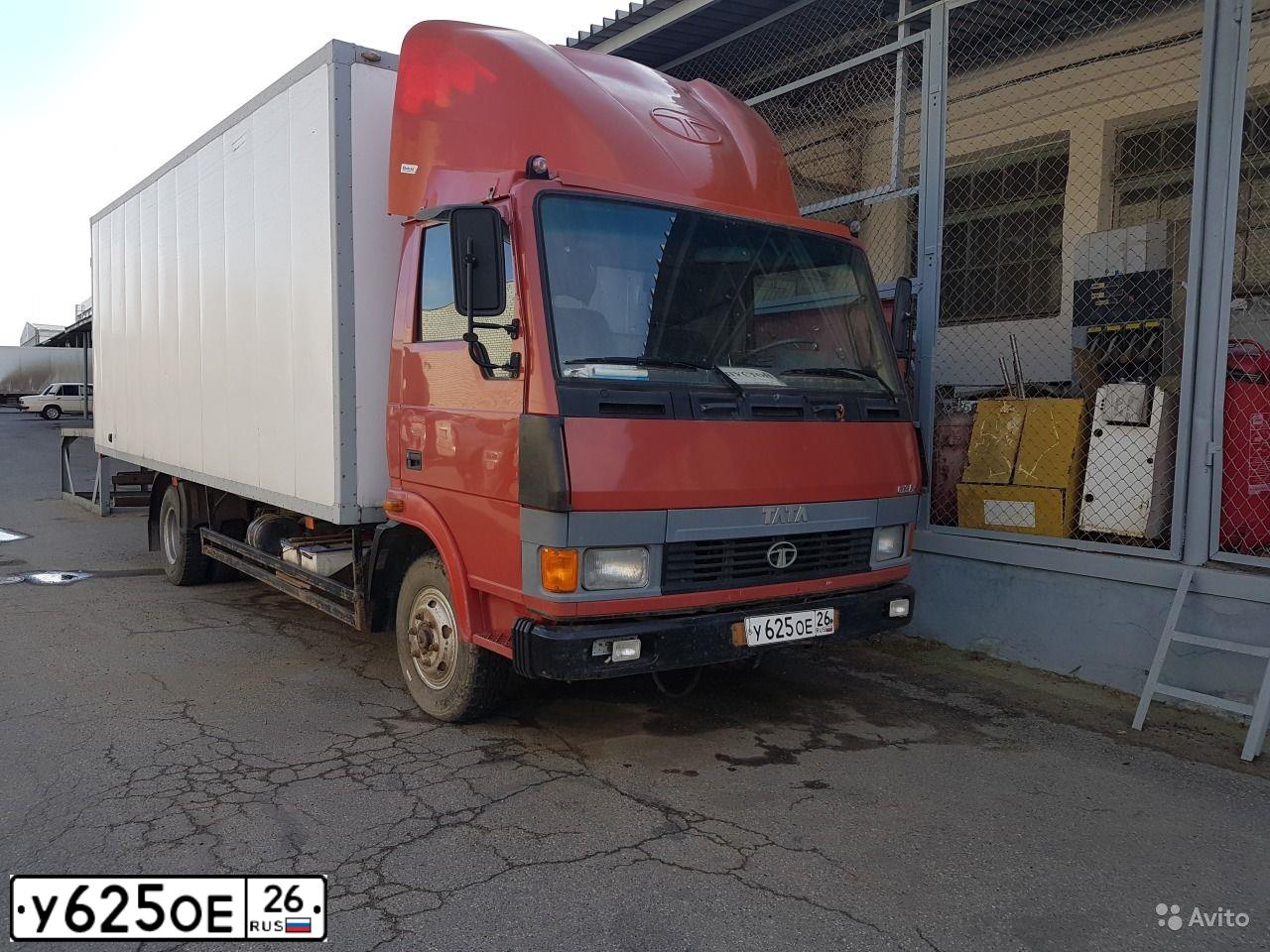 Фото автомобиля AMUR 4346 /4X2/, 2011 — госномер У625ОЕ26. Цвет: Красный