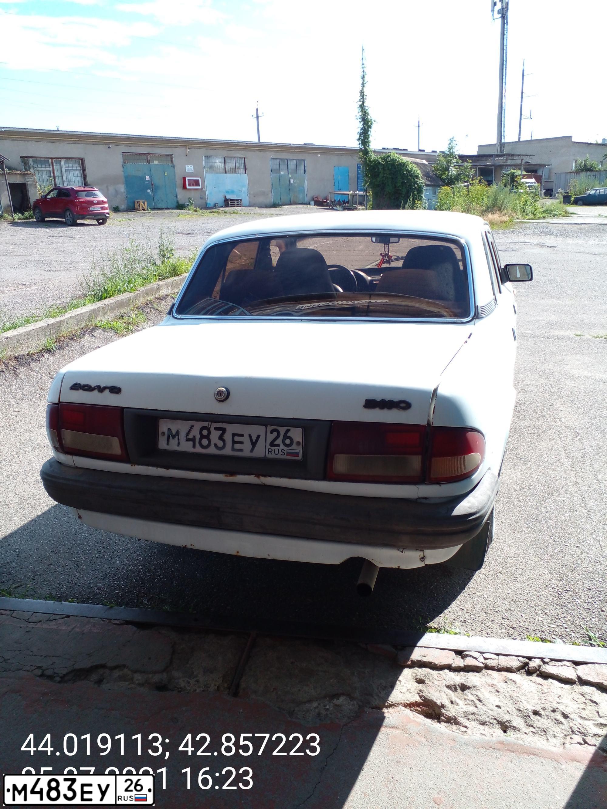 Фото автомобиля GAZ 3110 «Волга», 1998 — госномер М483ЕУ26