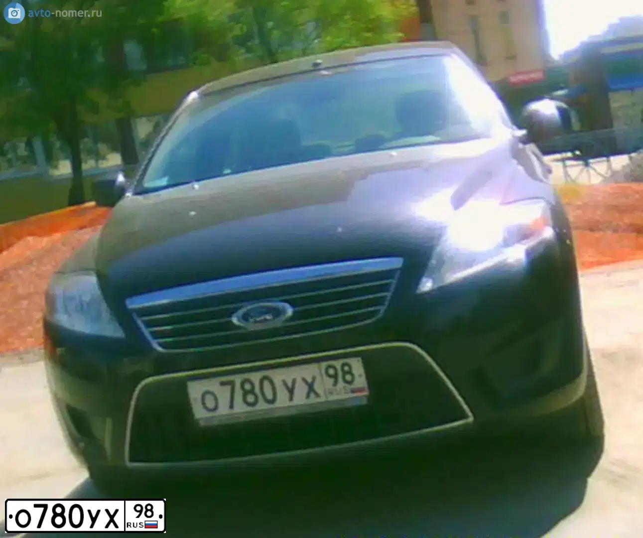 Фото автомобиля LADA 2115 SAMARA, 2006 — госномер Х698АМ98. Цвет: ГРАФИТ -МЕТАЛЛ