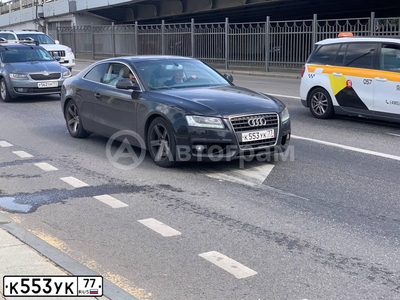 Фото автомобиля AUDI A5, 2007 — госномер К553УК77. Цвет: ЧЕРНЫЙ
