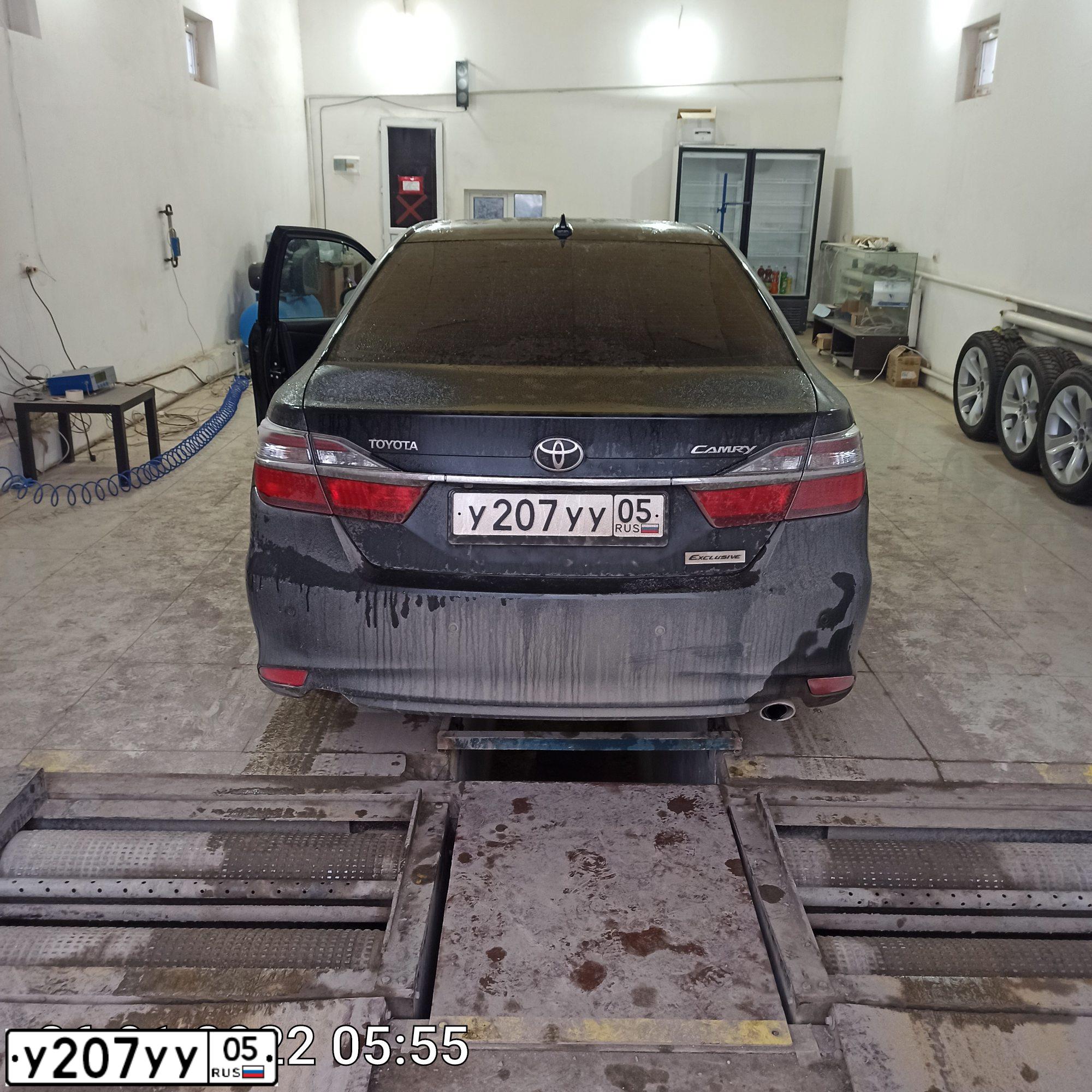 Фото автомобиля LADA 2191 GRANTA, 2016 — госномер У207УУ05. Цвет: СЕРЕБРИСТЫЙ