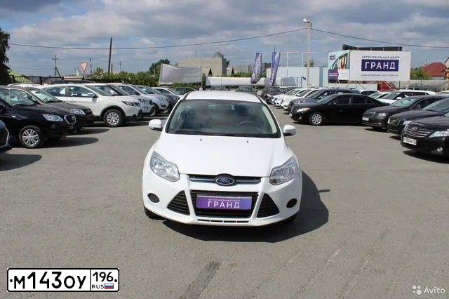 Фото автомобиля FORD FOCUS, 2012 — госномер М143ОУ196. Цвет: Белый