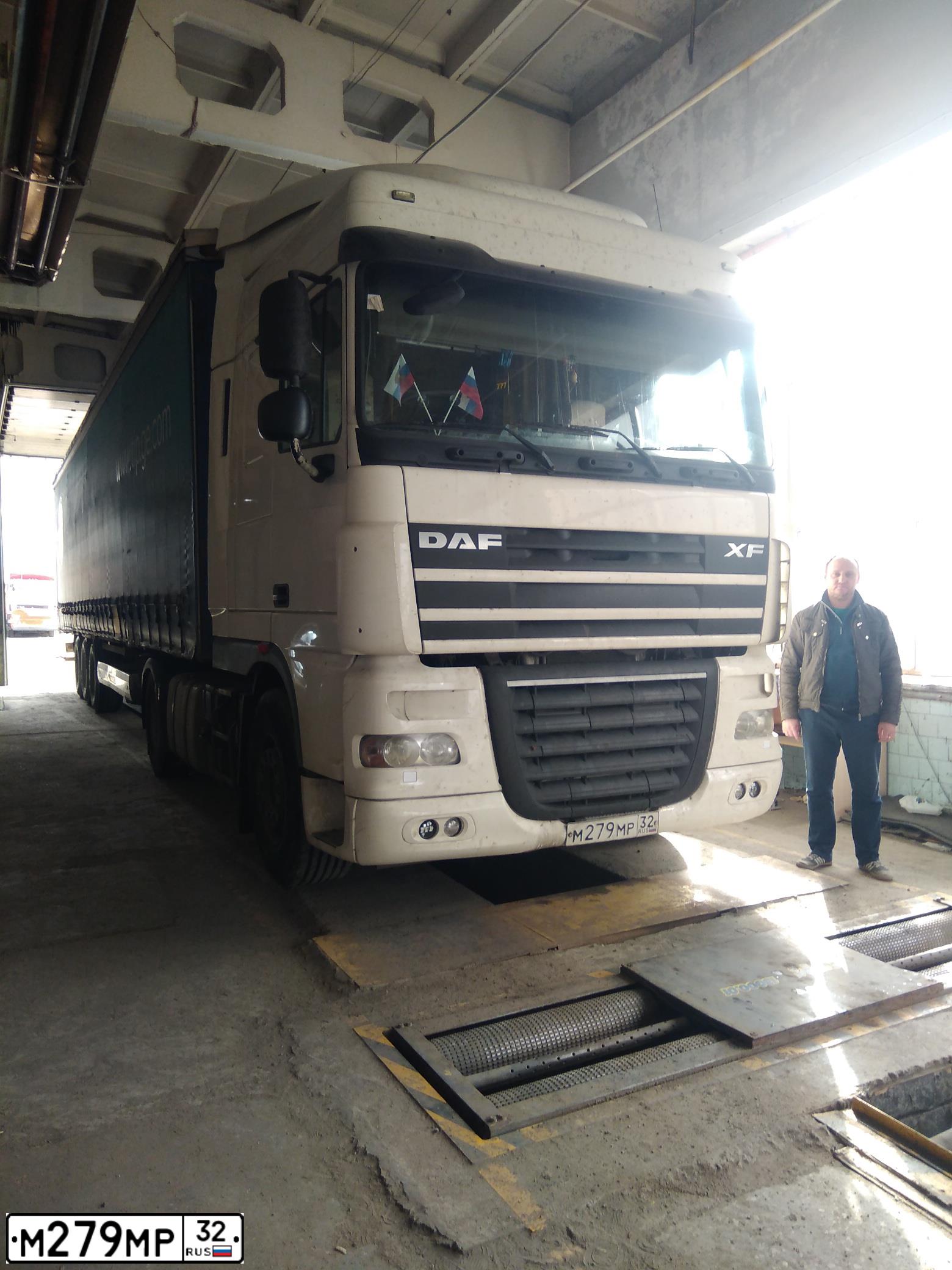 Фото автомобиля ДАФ DAF XF105, 2012 — госномер А475ОА45. Цвет: Белый
