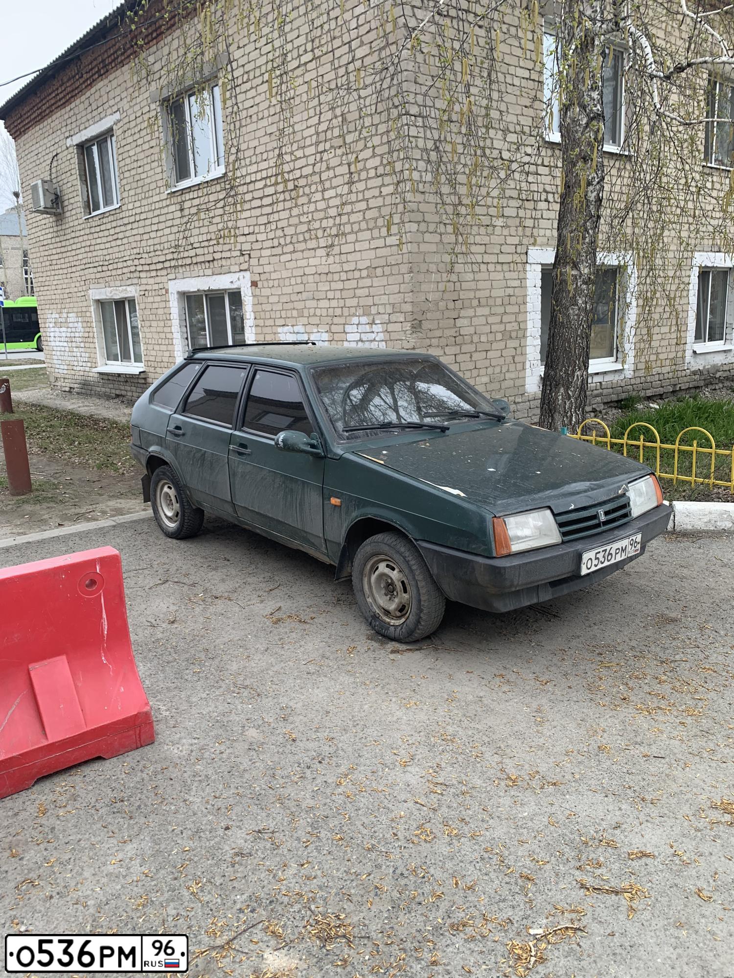 Фото автомобиля LADA 2109 SAMARA, 1997 — госномер О536РМ96. Цвет: ЗЕЛЕНЫЙ