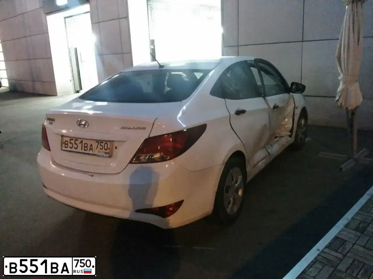 Фото автомобиля ХЕНДЭ СОЛЯРИС, 2015 — госномер Х313УХ33. Цвет: Белый