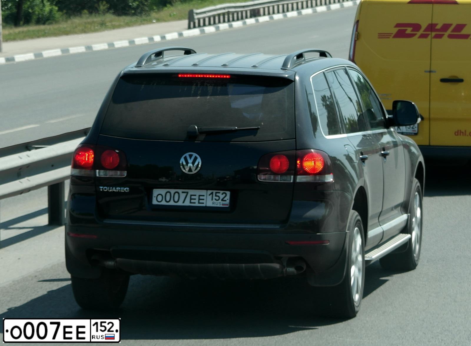 Фото автомобиля VOLKSWAGEN TOUAREG, 2009 — госномер О007ЕЕ152. Цвет: ЧЕРНЫЙ