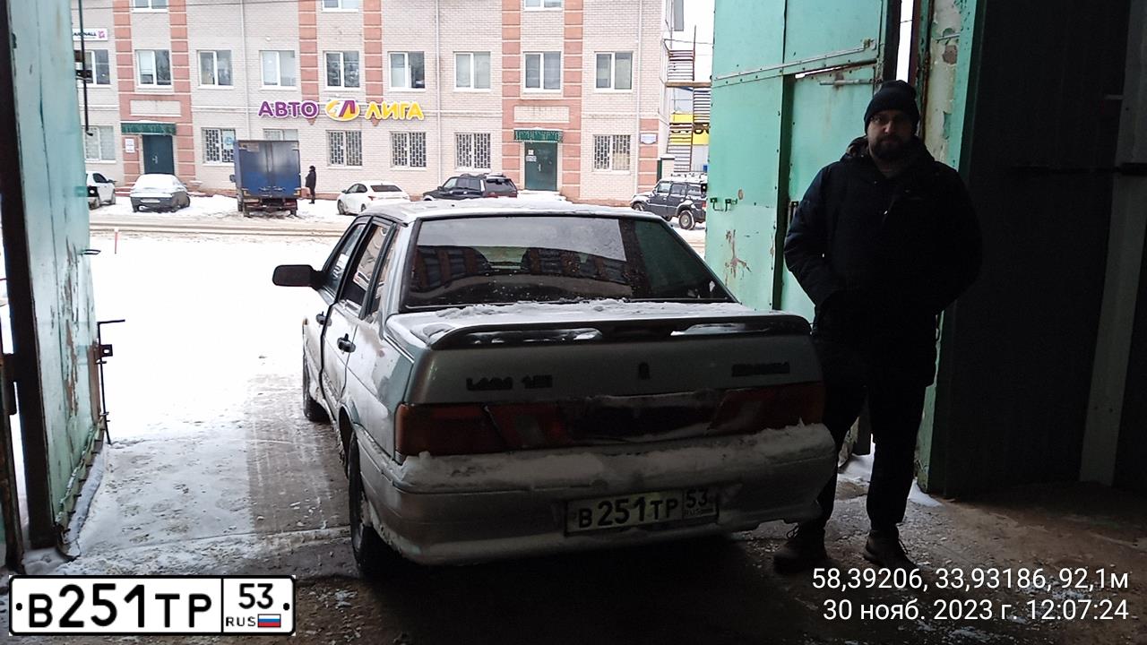 Фото автомобиля LADA 2115, 2003 — госномер К487НМ53