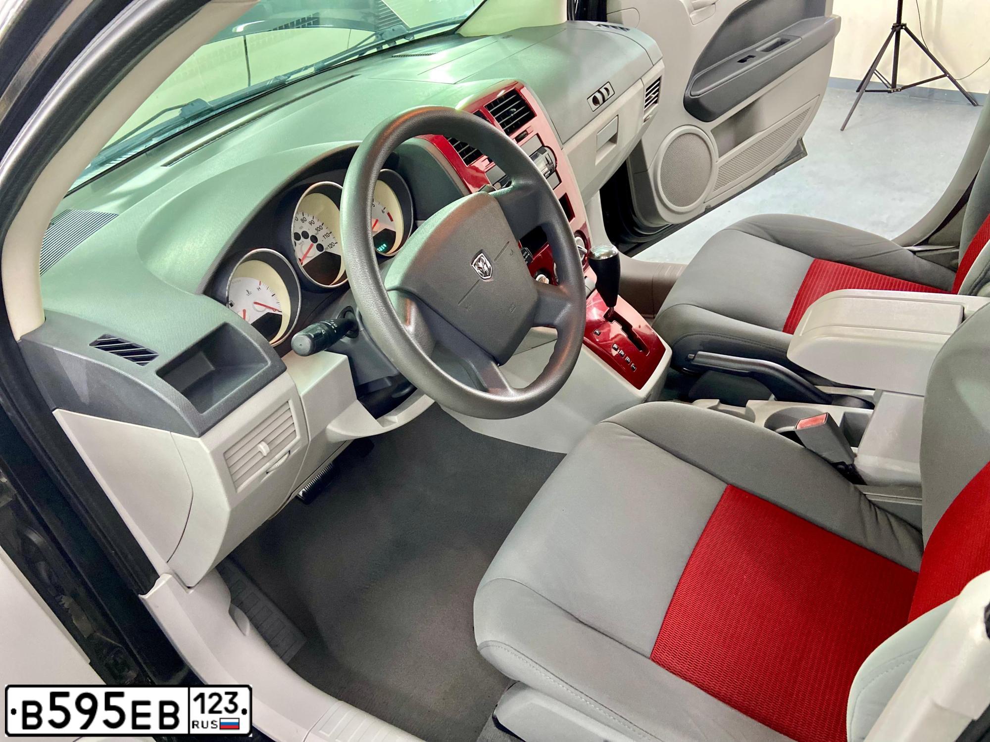 Фото автомобиля CHEVROLET LACETTI, 2008 — госномер В595ЕВ123. Цвет: СЕРЕБРИСТЫЙ