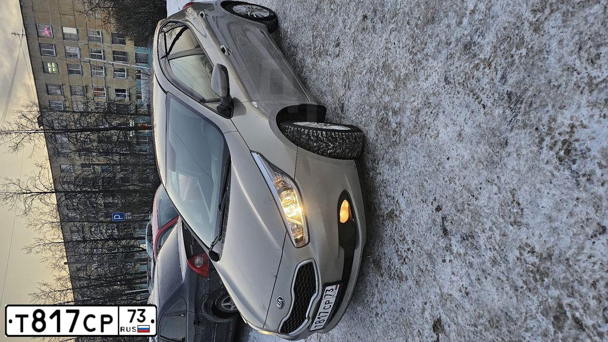 Фото автомобиля KIA CEE'D, 2014 — госномер Т817СР73. Цвет: Серебристый