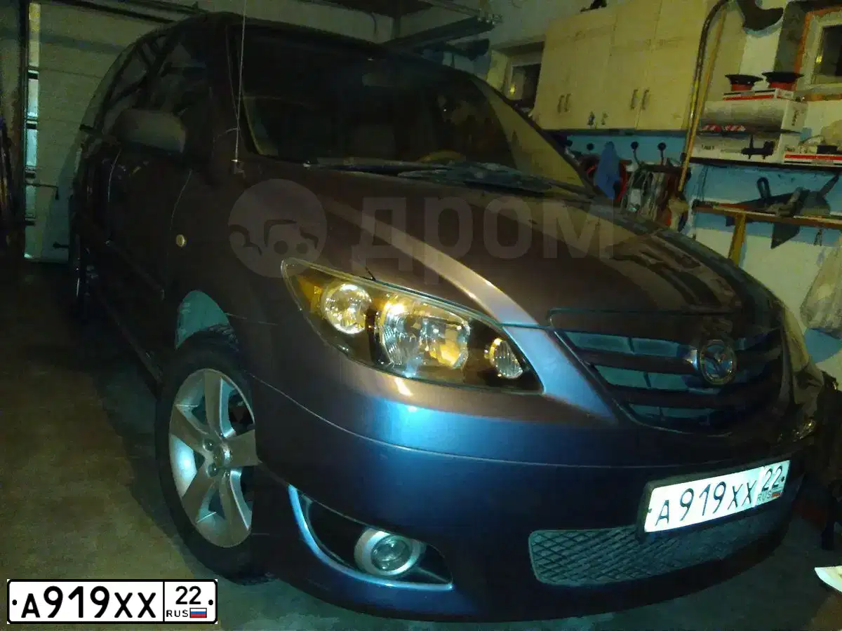 Фото автомобиля MAZDA MPV, 2004 — госномер М198ЕО199. Цвет: СЕРО-ГОЛУБОЙ