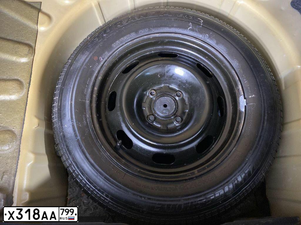 Фото автомобиля PEUGEOT 307, 2006 — госномер Х318АА799. Цвет: ТЕМНО-ОРАНЖЕВЫЙ