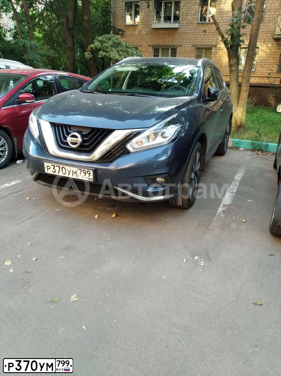 Фото автомобиля NISSAN MURANO, 2019 — госномер Р370УМ799. Цвет: ТЕМНО-СИНИЙ