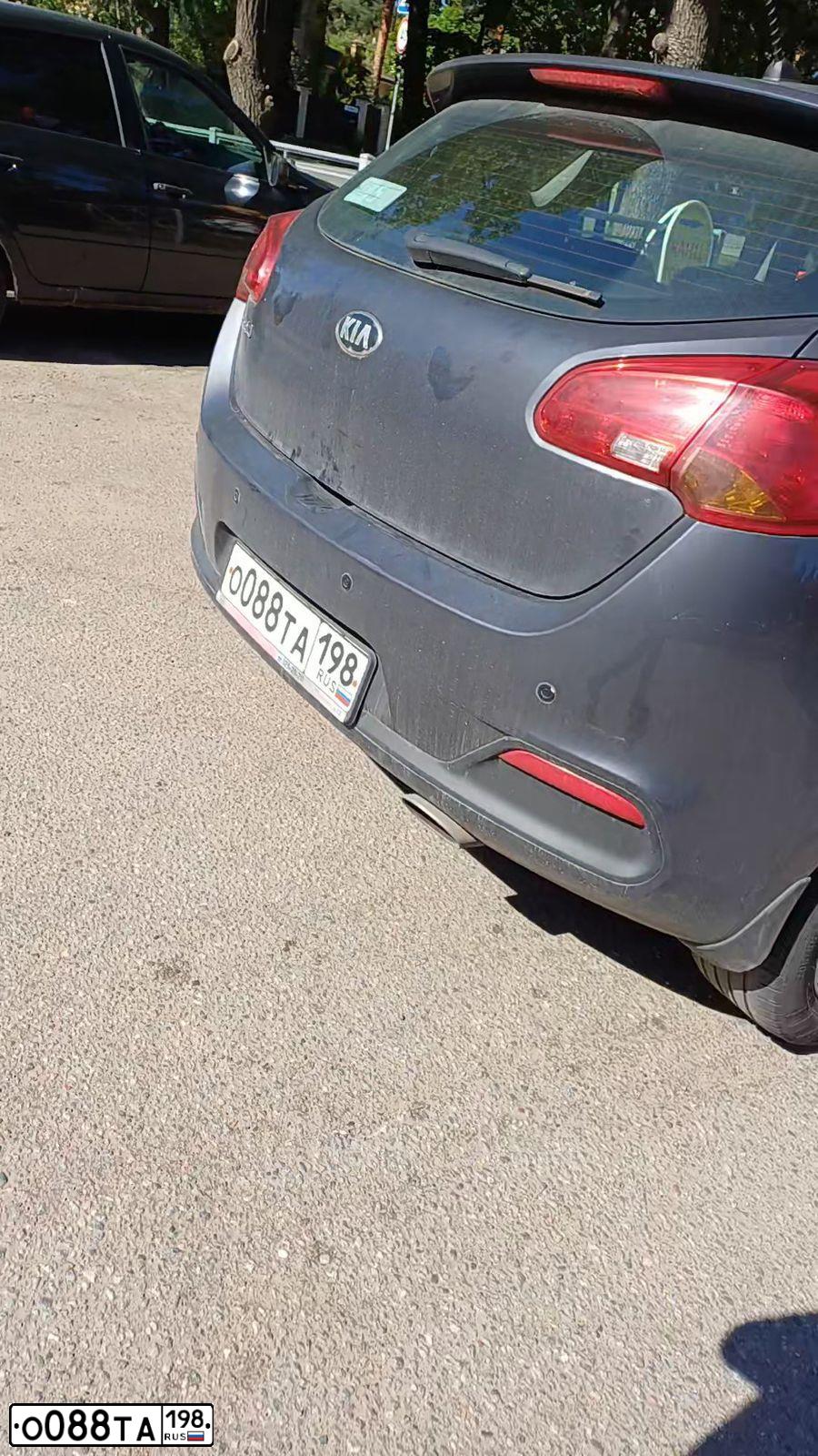 Фото автомобиля KIA CEE'D, 2012 — госномер О088ТА198. Цвет: СЕРЫЙ