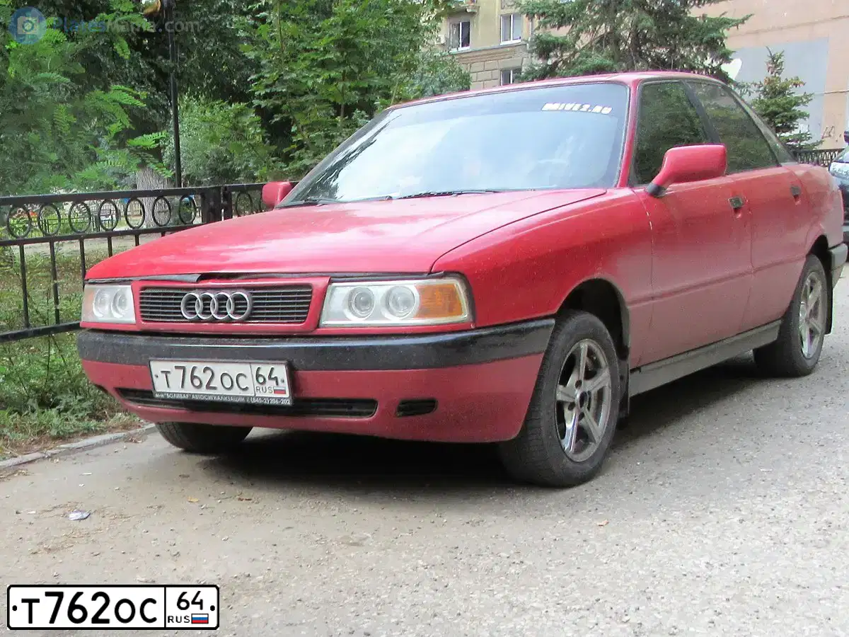 Фото автомобиля AUDI I 80, 1989 — госномер Т762ОС64. Цвет: ТЕМНО КРАСНЫЙ