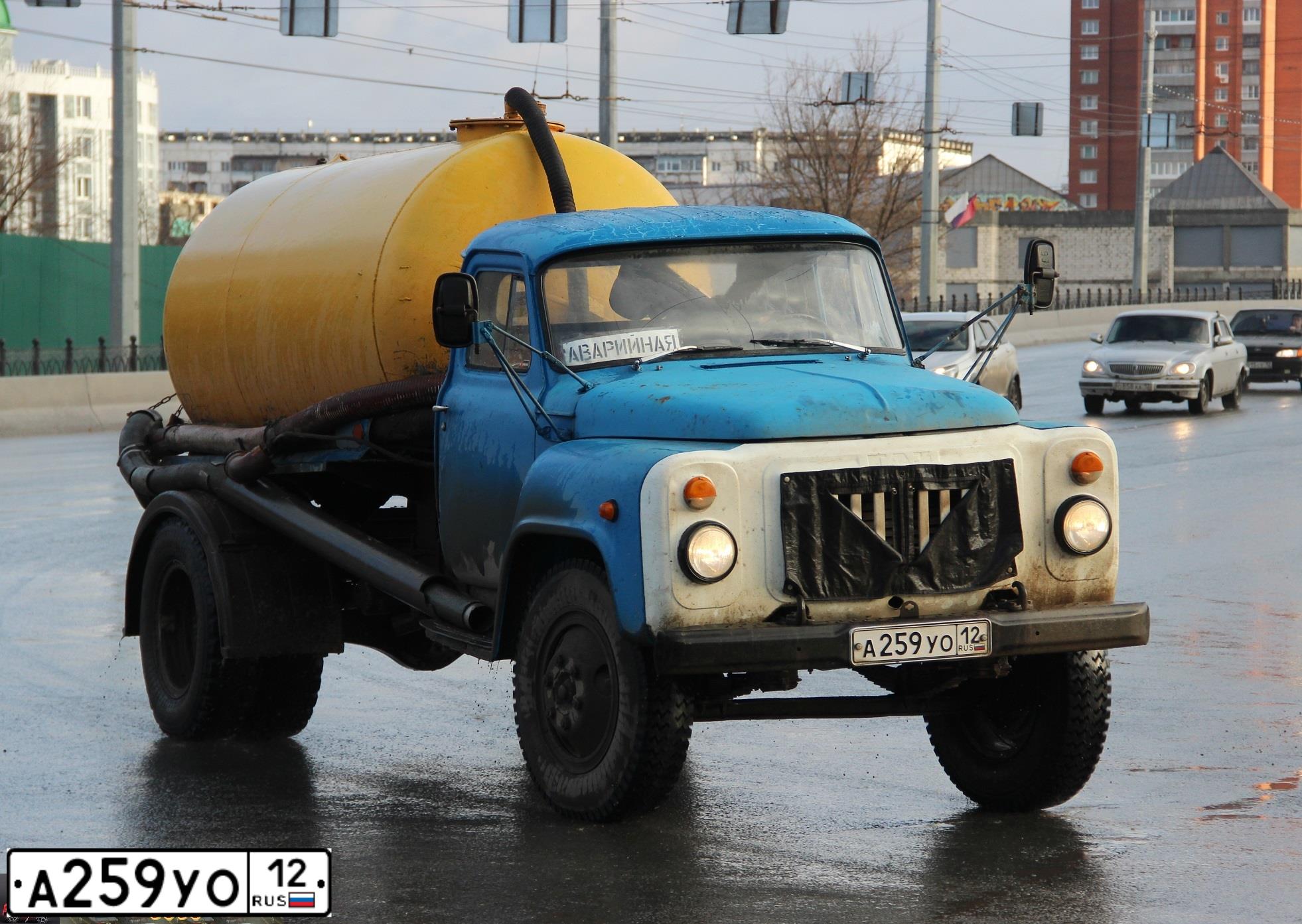 Фото автомобиля ИЖ 27175-036, 2007 — госномер Н938МР15. Цвет: КАЛЛИПСО