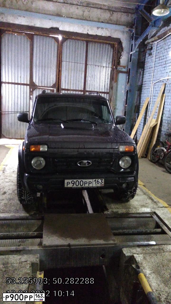 Фото автомобиля LADA 2109 SAMARA, 1999 — госномер Р900РР163. Цвет: СЕРЕБРИСТО-ЯРКО-ЗЕЛЕНЫЙ