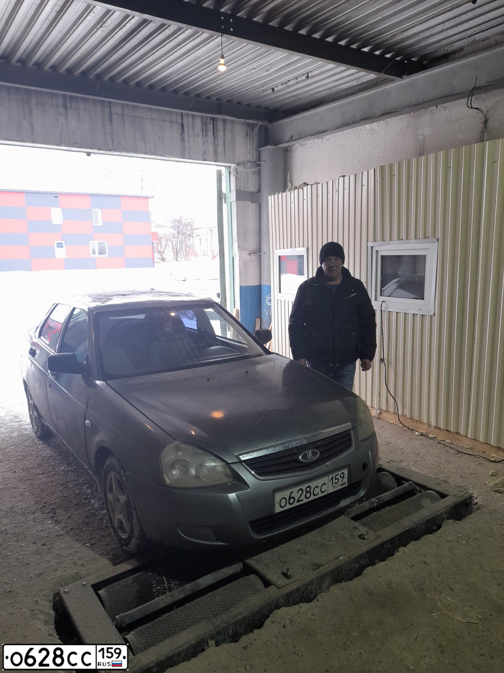 Фото автомобиля LADA PRIORA, 2008 — госномер М804ХХ702