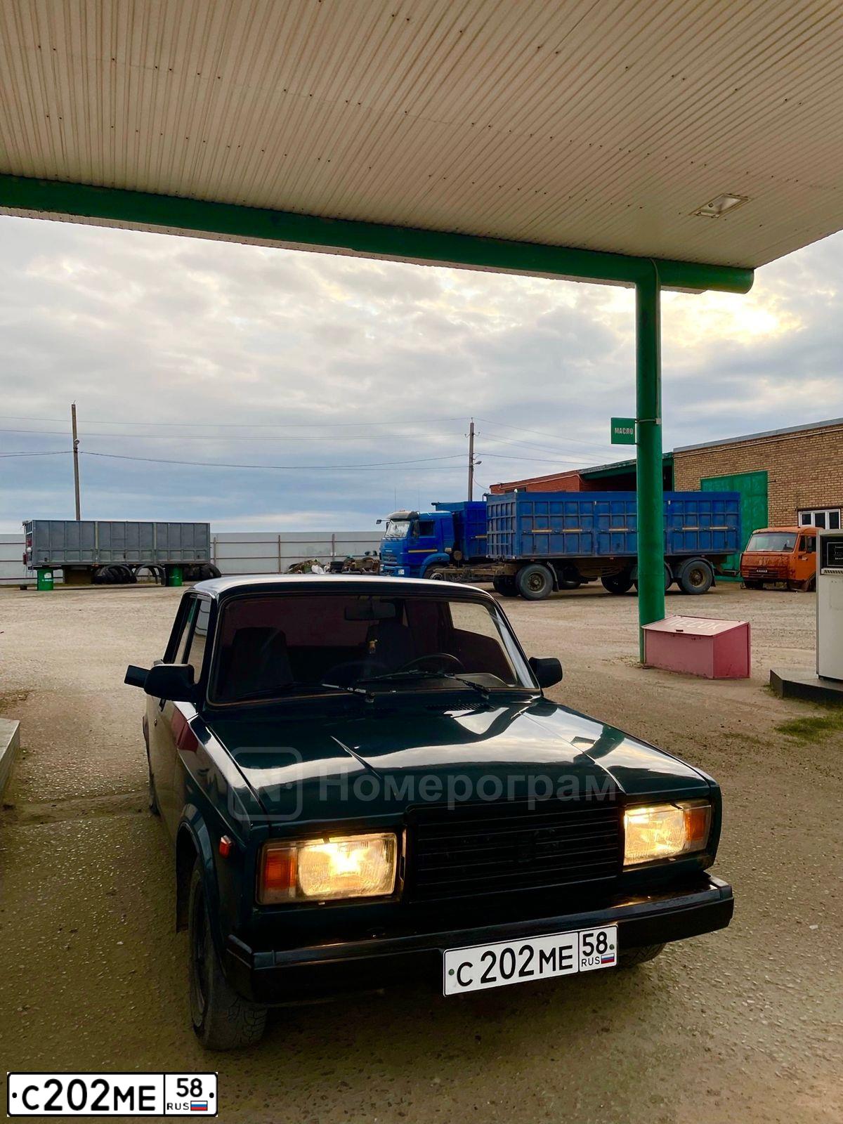 Фото автомобиля LADA 2107, 2009 — госномер С202МЕ58. Цвет: Темно-зеленый