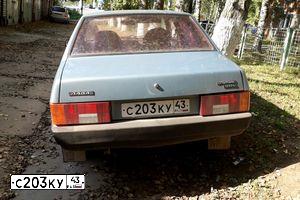 Фото автомобиля LADA 2109 SAMARA, 2001 — госномер К136РН43. Цвет: ЗОЛОТИСТО-СЕРЫЙ