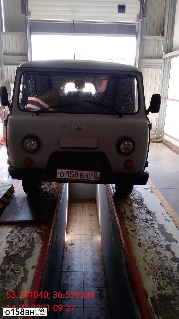 Фото автомобиля UAZ 3741, 2017 — госномер О158ВН48. Цвет: СВЕТЛО-СЕРЫЙ НЕМЕТАЛЛИК