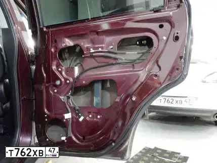 Фото автомобиля MAZDA 6, 2011 — госномер Т762ХВ47. Цвет: БЕЛЫЙ