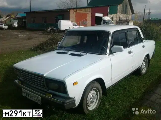 Фото автомобиля LADA 2107 LADA, 2002 — госномер У367НК55. Цвет: ЯРКО-БЕЛЫЙ