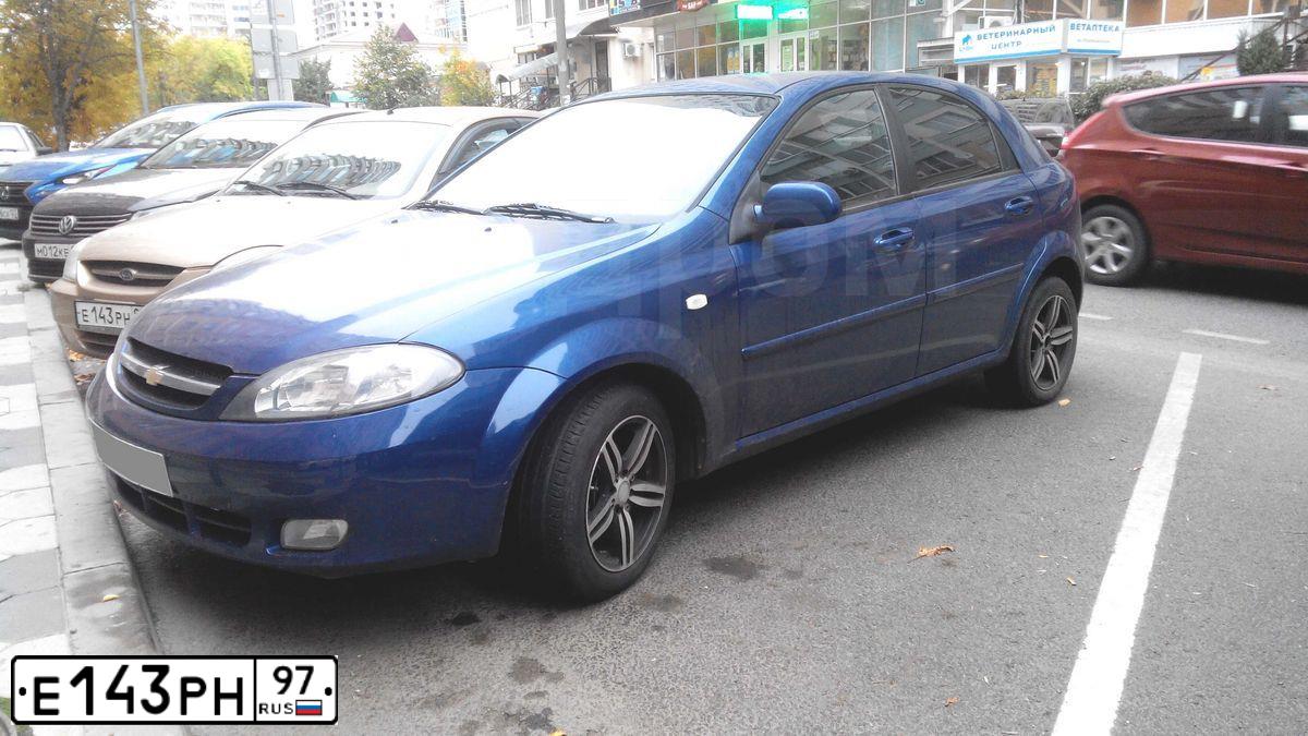Фото автомобиля SKODA OCTAVIA, 1998 — госномер О524СС99. Цвет: СЕРЫЙ СВЕТЛЫЙ