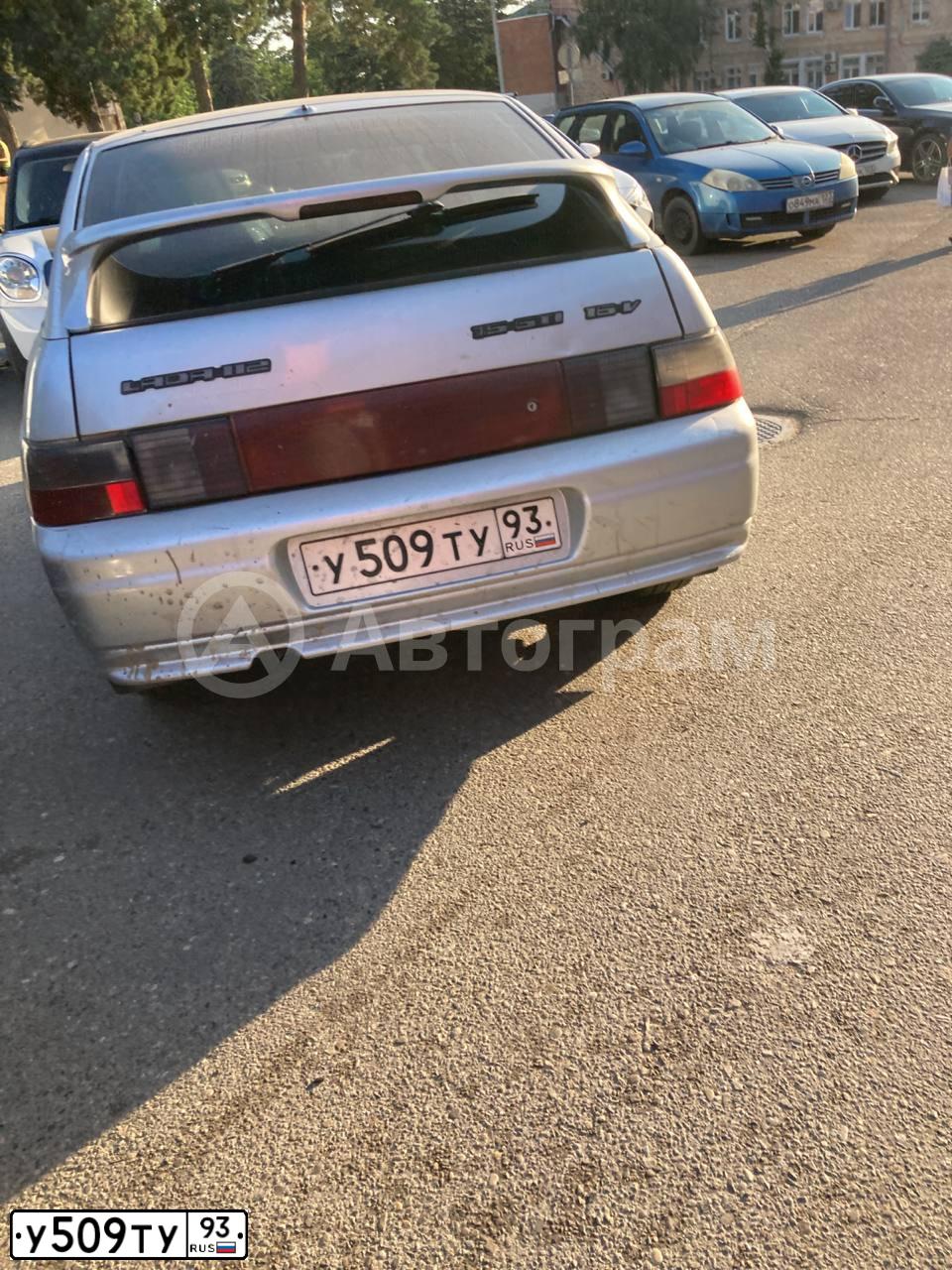 Фото автомобиля LADA 2112 LADA, 2003 — госномер В958КВ193. Цвет: СВЕТЛО-СЕРЕБРИСТЫЙ МЕТАЛЛ