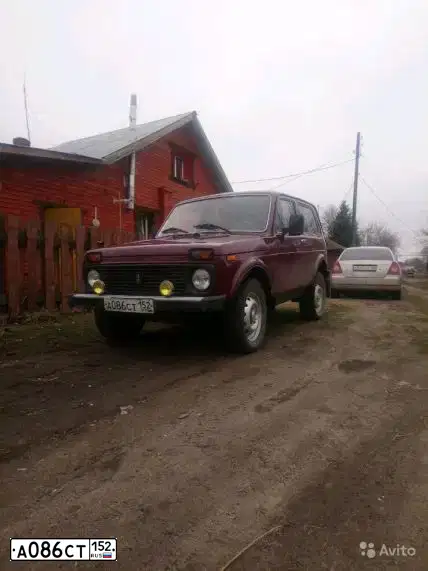 Фото автомобиля LADA 2121 NIVA, 2003 — госномер О632ТР52. Цвет: ТЕМНО-БОРДОВЫЙ
