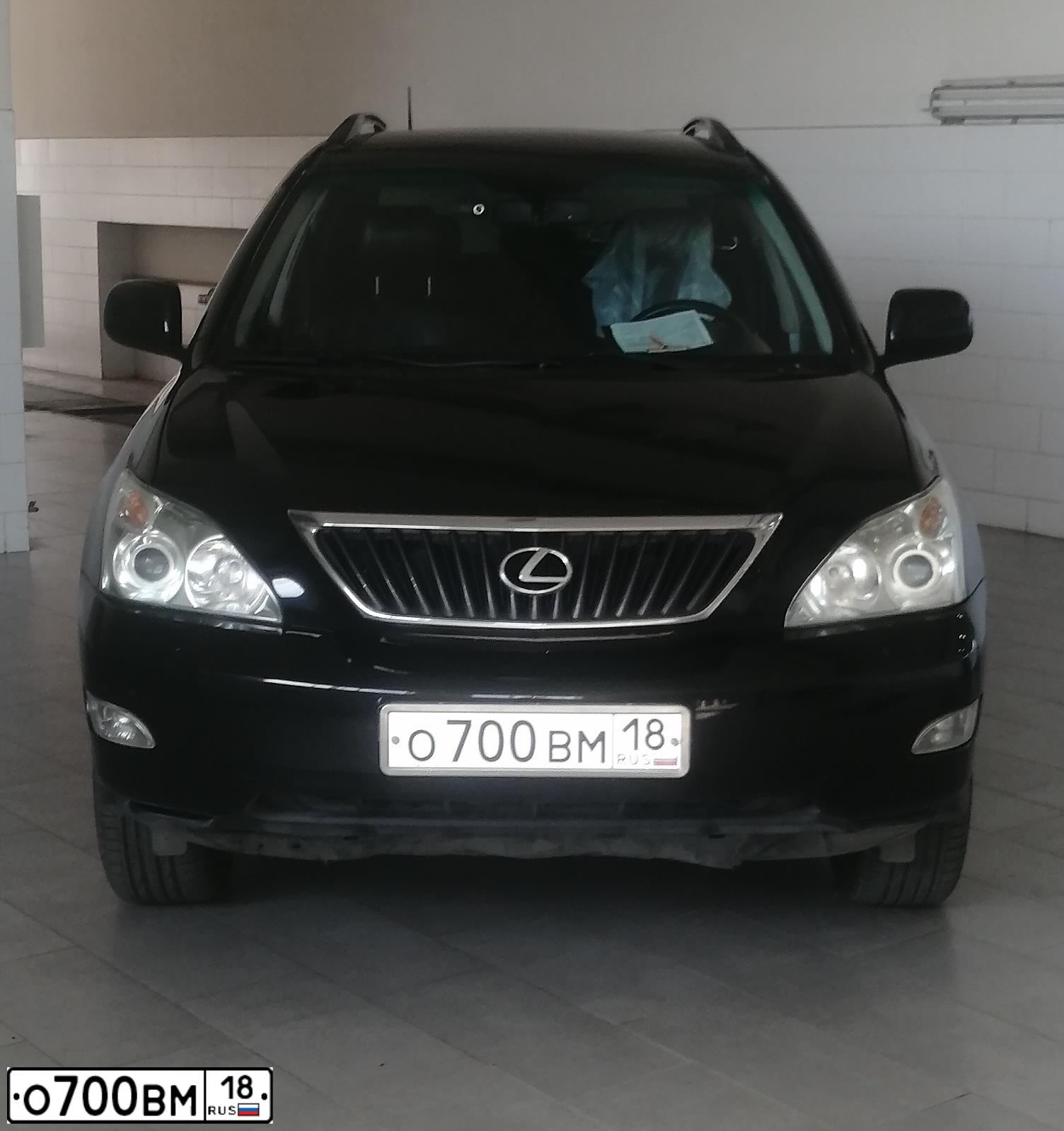 Фото автомобиля LEXUS RX, 2008 — госномер О700ВМ18. Цвет: ЧЕРНЫЙ