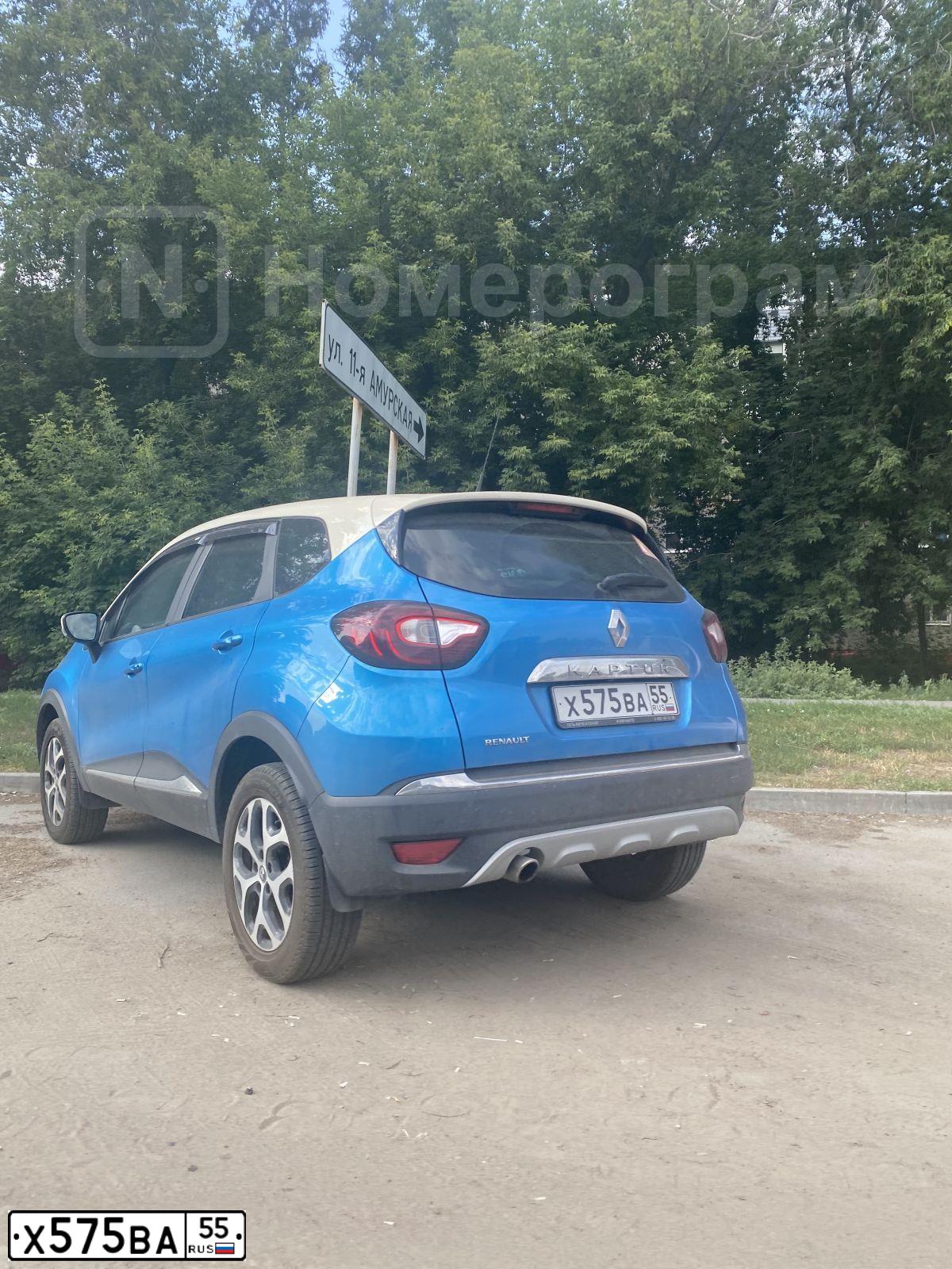Фото автомобиля RENAULT KAPTUR, 2017 — госномер Х575ВА55. Цвет: ГОЛУБОЙ СВЕТЛО-БЕЖЕВЫЙ
