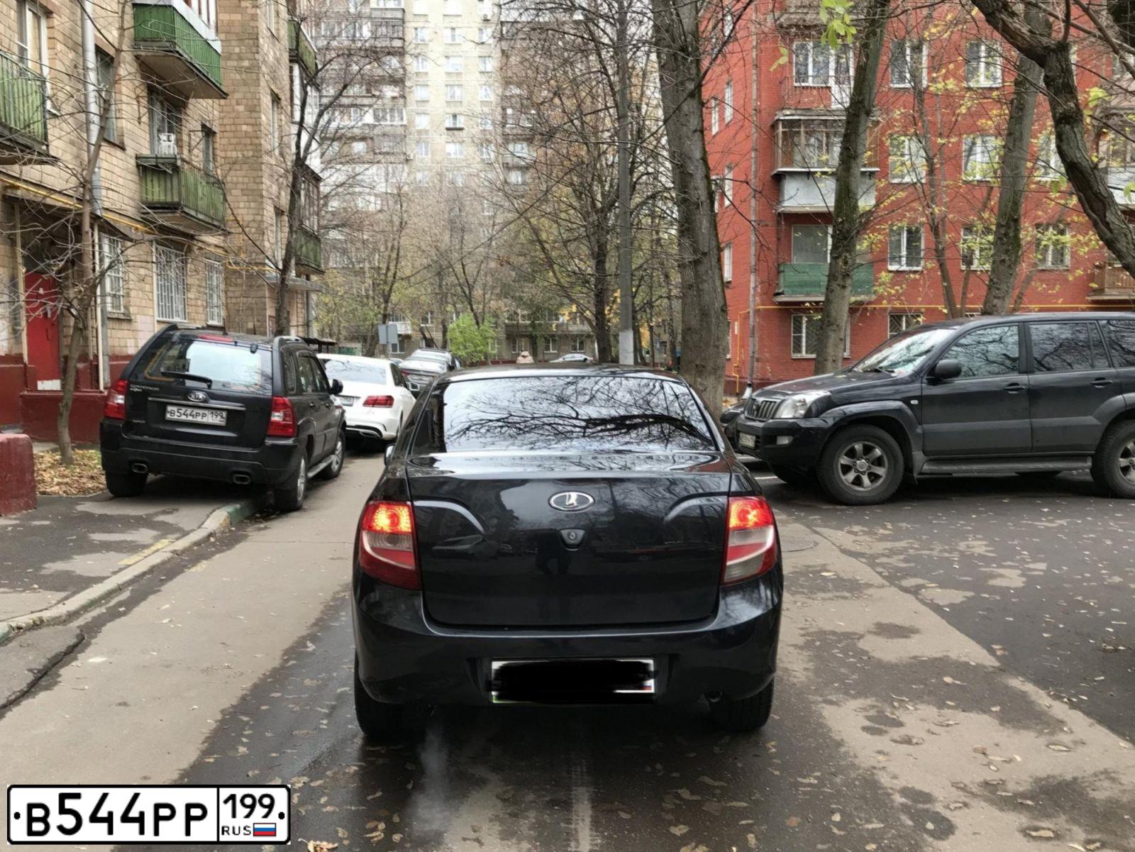 Фото автомобиля KIA SPORTAGE, 2009 — госномер В544РР199. Цвет: ЧЕРНЫЙ ПЕРЛАМУТР