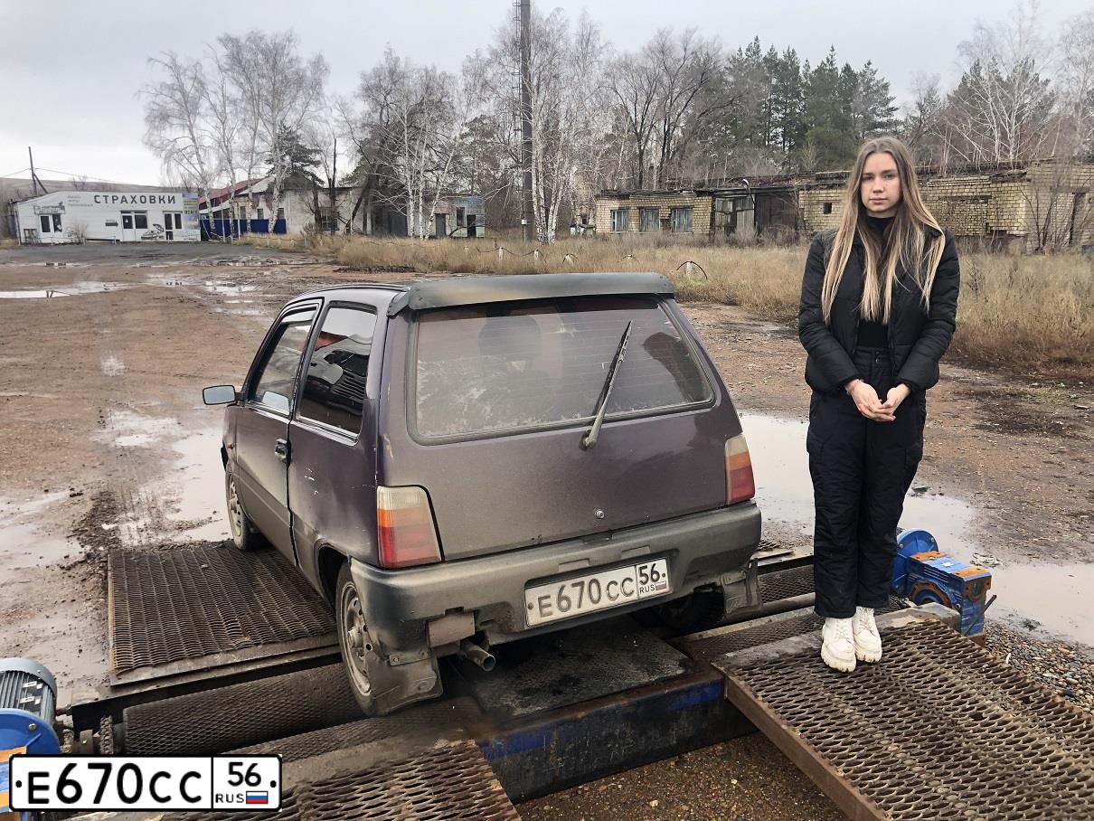 Фото автомобиля SEAZ OKA, 2001 — госномер Е670СС56. Цвет: БАКЛАЖАН