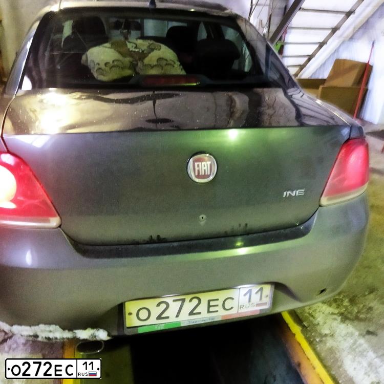 Фото автомобиля FIAT LINEA, 2011 — госномер О272ЕС11. Цвет: ТЕМНО-СЕРЫЙ