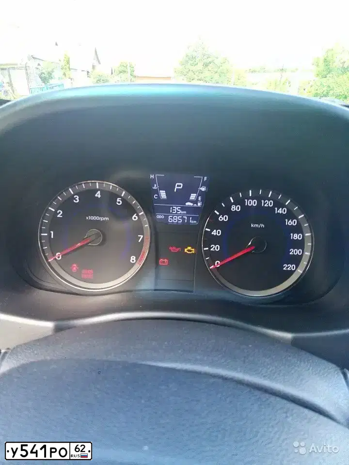 Фото автомобиля HYUNDAI SOLARIS, 2012 — госномер В127ТХ62. Цвет: Темно-синий